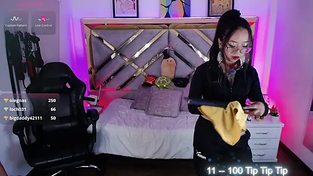 moon_water__ (F young) - slap my face while u fuck my face