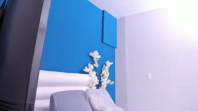 letty_straus - Letty_straus's free webcam - UK Sex Cams