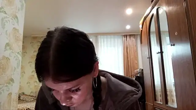 HildegardMcglaughlin live cam on StripChat