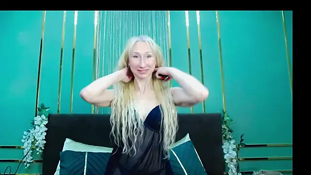 KissDreamm webcam