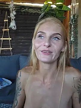 LessiaMia webcam