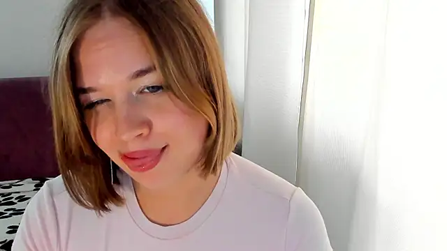 AlicePopsy webcam