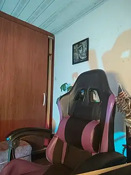 LaurenWelly_ webcam