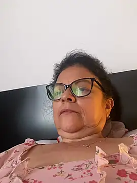 Sharongirl07 webcam
