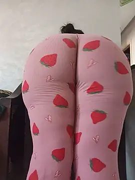 lily_sx (F young) - افتح طيزي 🍑🍑open ass