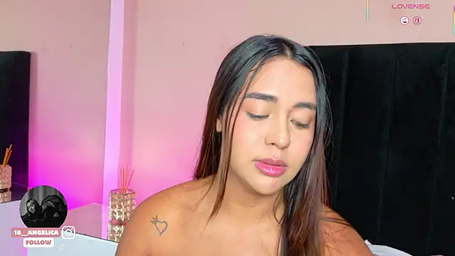 angelicaa_garcia webcam