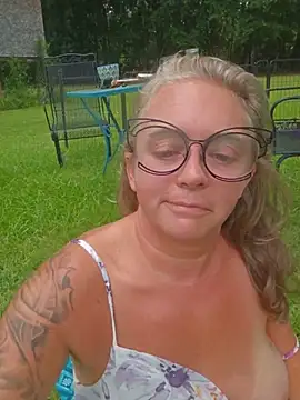 Blondejenn webcam