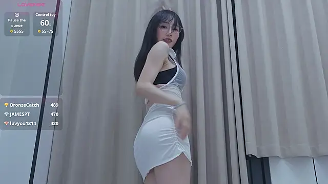 nancy-a1 (F young) - 助力买新设备 完成目标跳裸舞