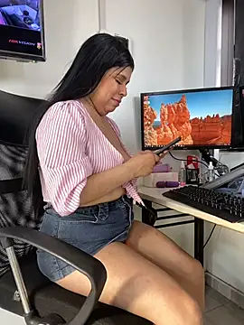 Brenda_Levine webcam