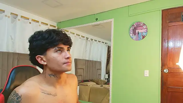 ruslan_marcel (M twink) - My girlfriend cheated on me;