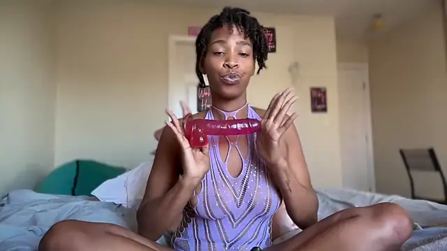 Cum2Charm webcam