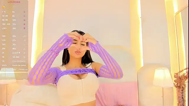 SalomeeBell webcam