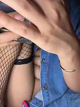 Bemi3_sexyy live webcam show