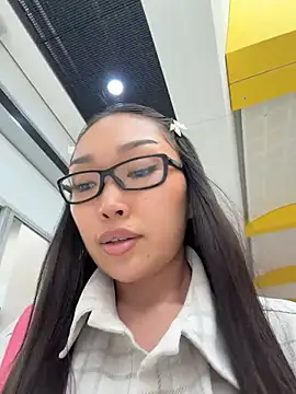 trytomakememoam webcam
