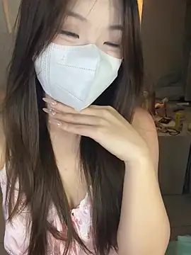 _xiaoxinxin_ live cam on StripChat