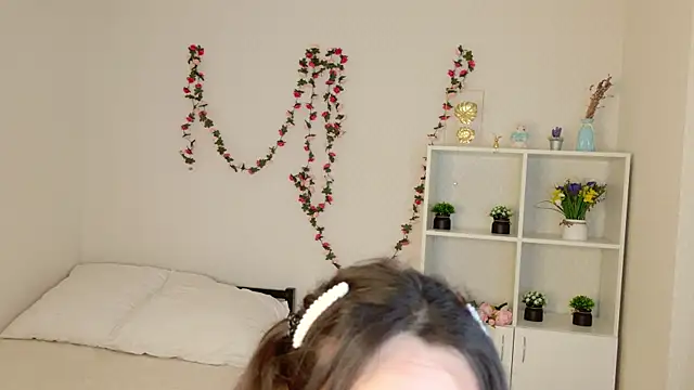 Eleonora_Sun live cam on StripChat