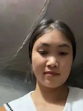 Dovia-sy live cam on StripChat
