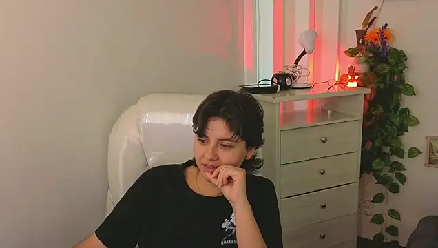 Nathaly_ds live cam on StripChat