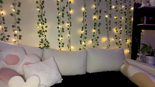 yanashowsy webcam