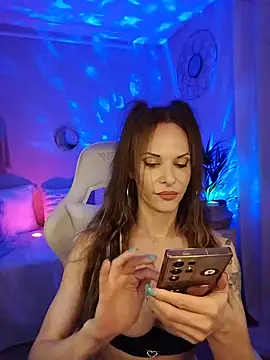 Luna_Kitanna live webcam show