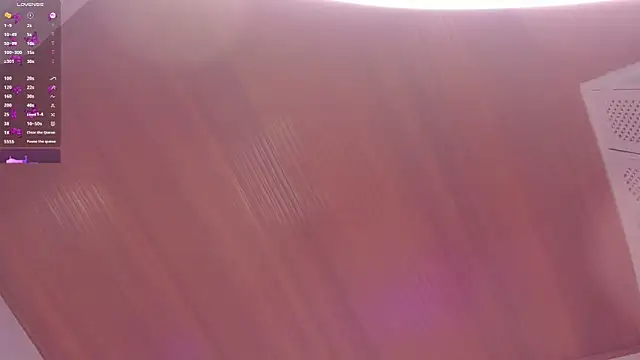 elodie_walker webcam