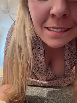 xxcurvyjessiexx webcam