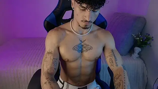 Thomas_Fit1 live webcam show