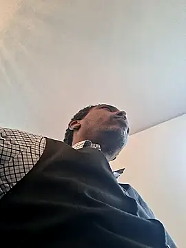 bigboytoy912 live webcam show