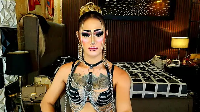 HorseCockDivine webcam