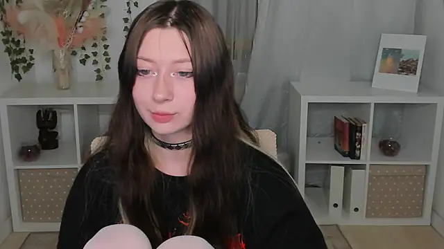 MiyuuNami webcam