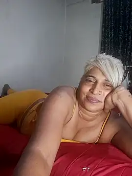 Goodgirlsue_77 webcam