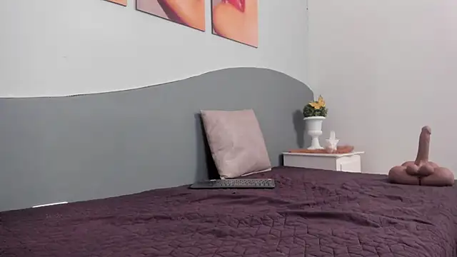 CannelaSmith webcam