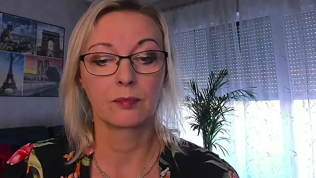 vanessa_chat