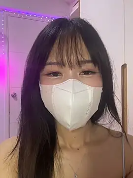 Lov3lily live webcam show