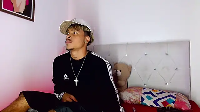 angel_foxc13 (M twink) - happy happy Angel..!!!😍💋