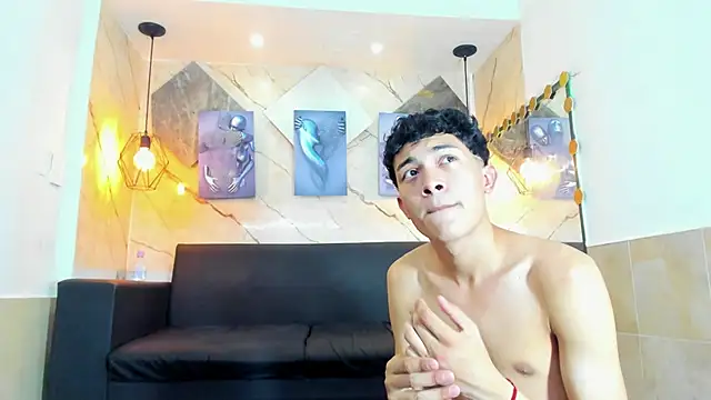 Watch Yeff_26 live on EroticFlix - High definition streams
