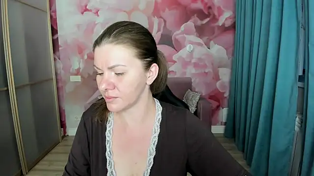 LunaKissesx webcam