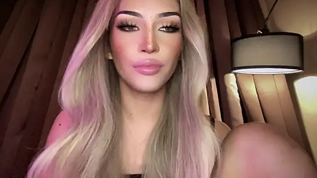 Alicegreenexx live webcam show