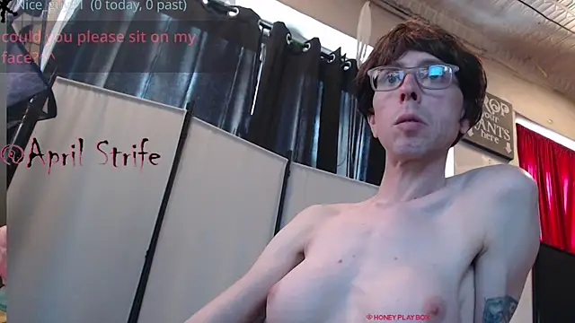 April_Strife webcam