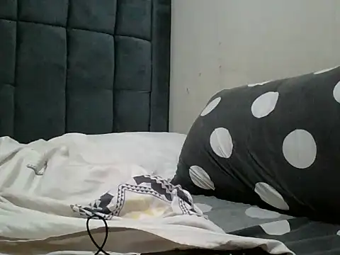 yummyychocolate_ webcam