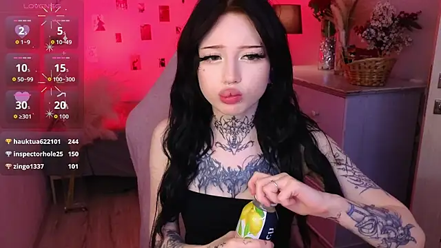 Emma_Kirks