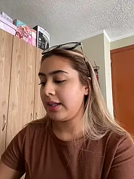 Miabonnett_ webcam
