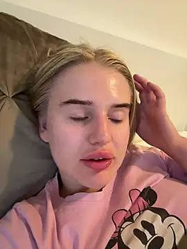 yourhornyslut
