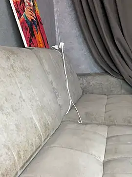Lola_Hale webcam