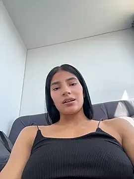 Ema_Rose_ webcam