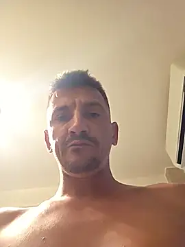SexyBoyyyyB live sex cam