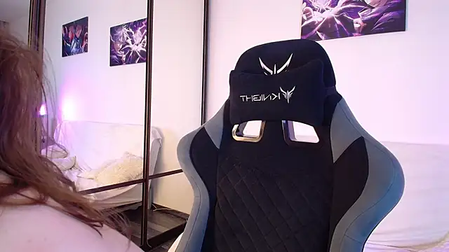 PumaShyXD live sex cam