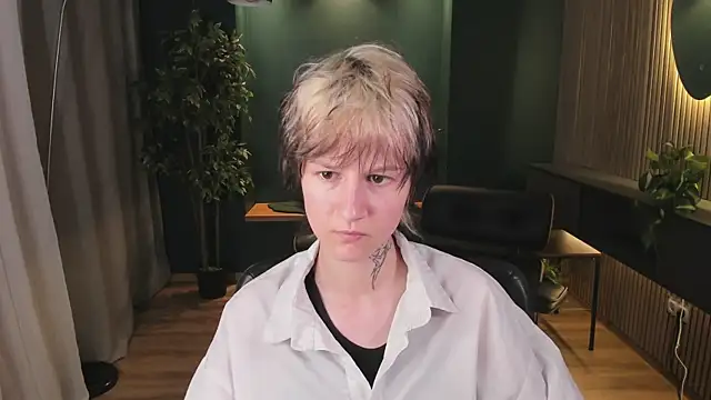Senpai_Sins webcam