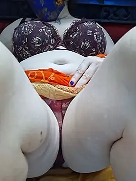 Indian_Coupl3 live webcam show