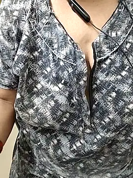 Tamil-ranjitha07 live webcam show